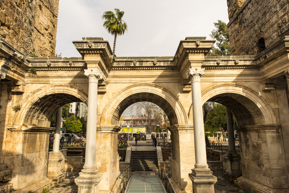 poarta lui hadrian, antalya